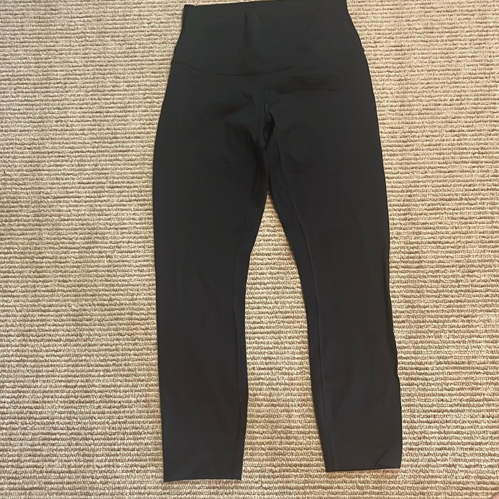 Lululemon wunder under leggings